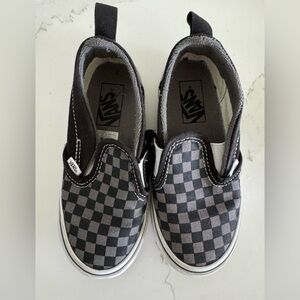 Vans Toddler Slip On V shoe